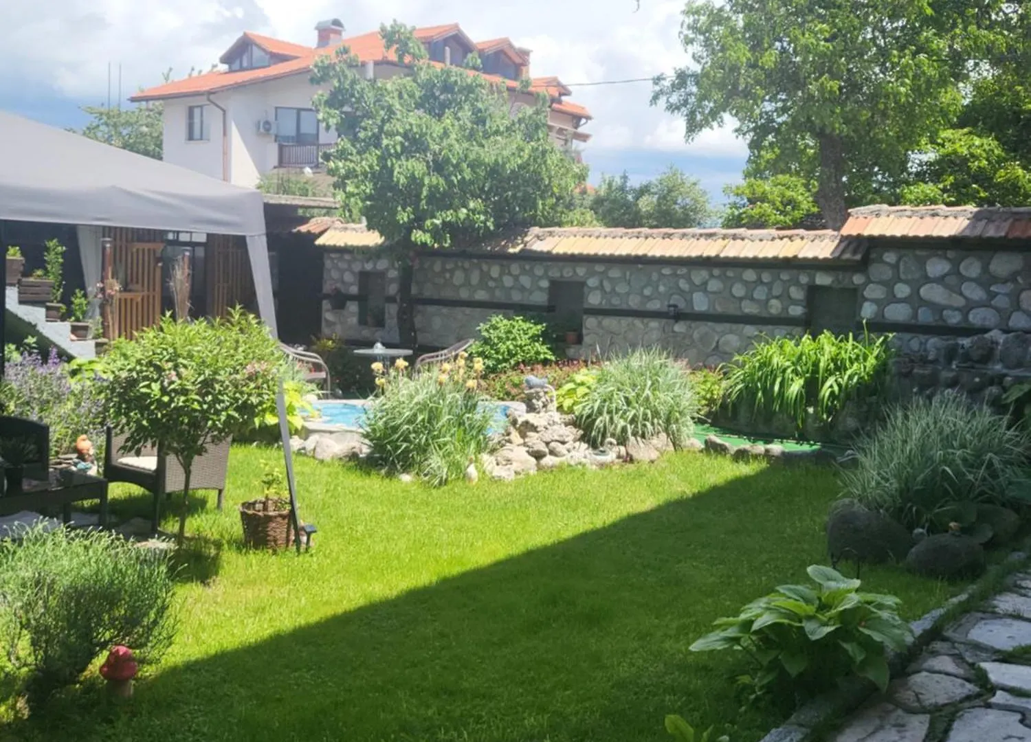 מלון בנסקו Boina House בית הארחה